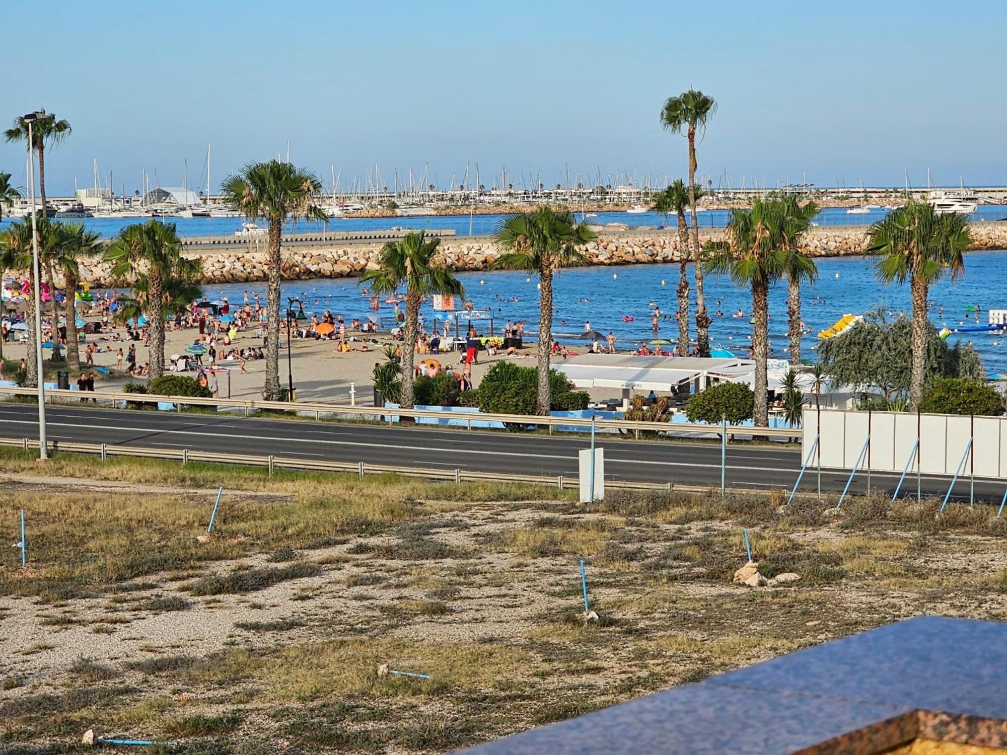 Christina Playa Apartamento Leilighet Torrevieja Eksteriør bilde